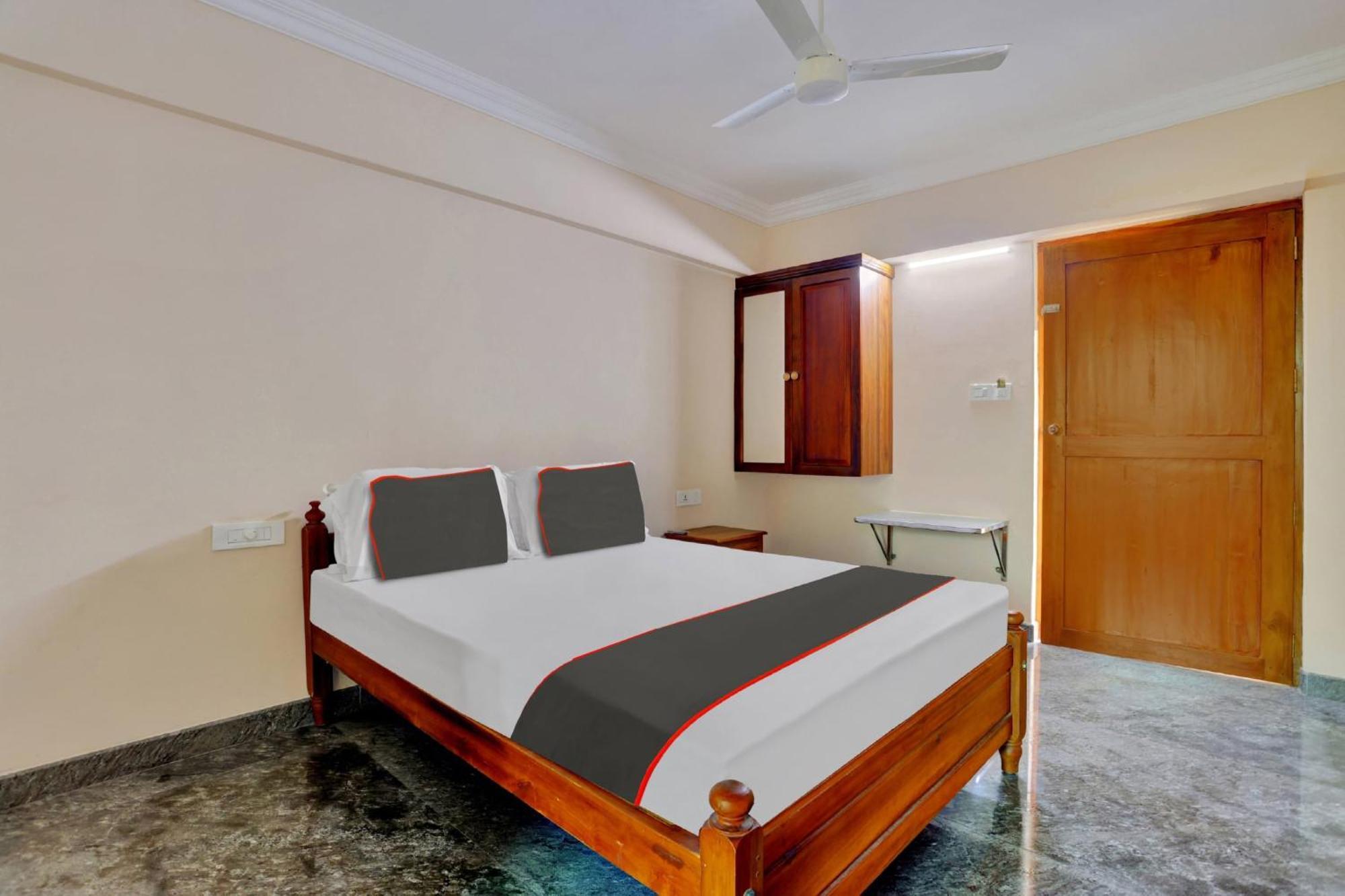 Hotel O Family Castle Inn Collection O Thiruvananthapuram Extérieur photo