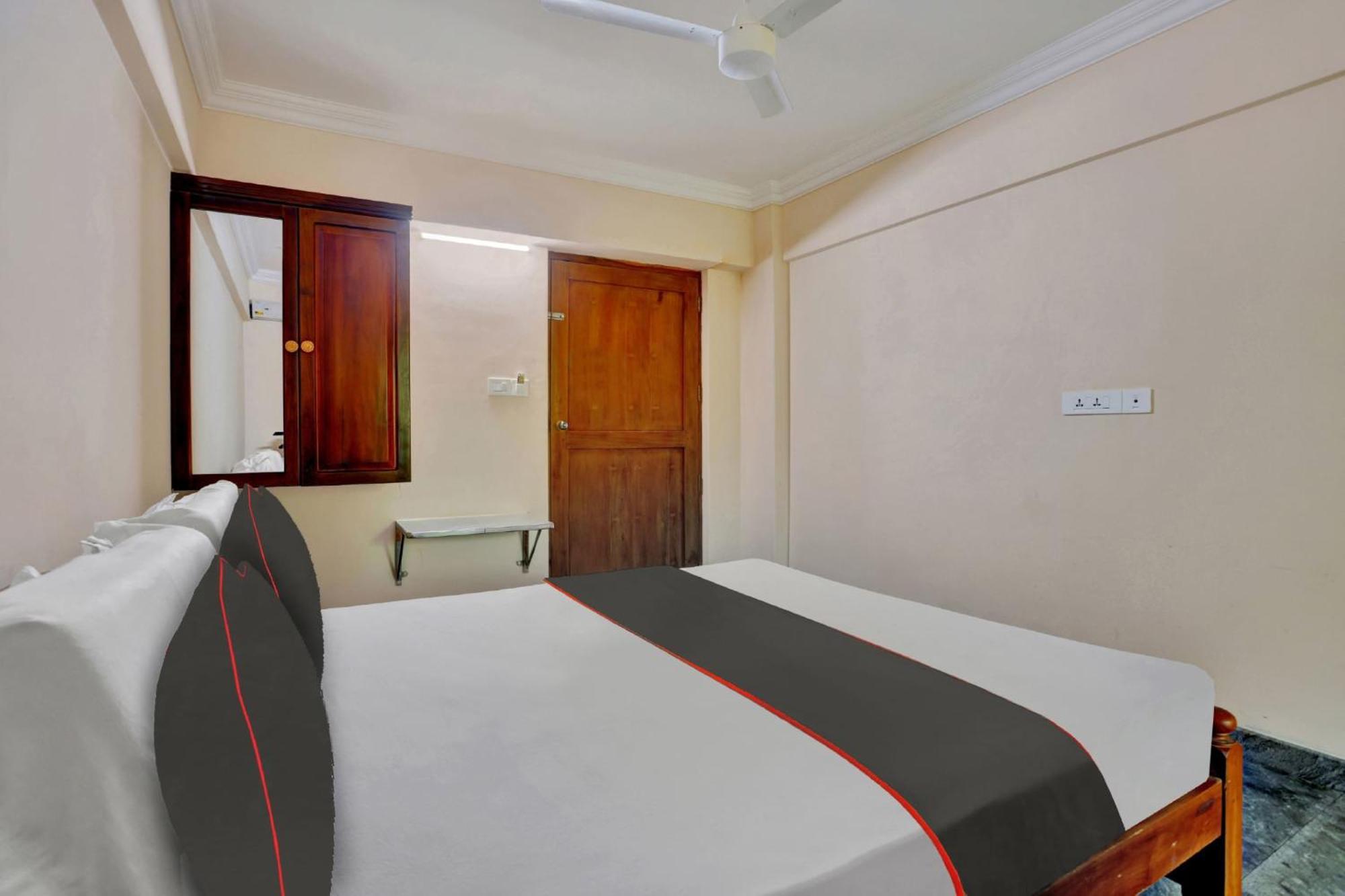 Hotel O Family Castle Inn Collection O Thiruvananthapuram Extérieur photo